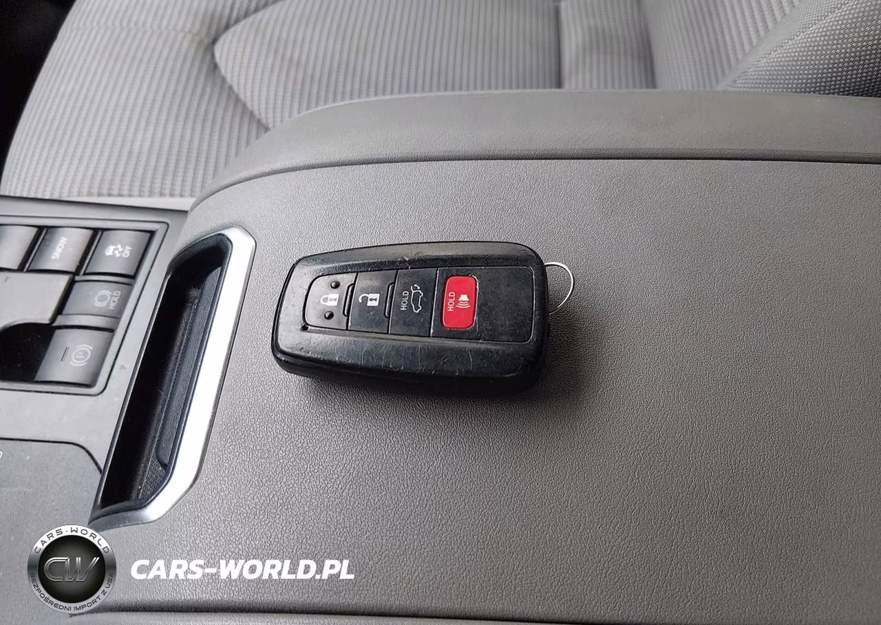 2023 Toyota Highlander Le VIN:5TDKDRAH9PS524700 - 11