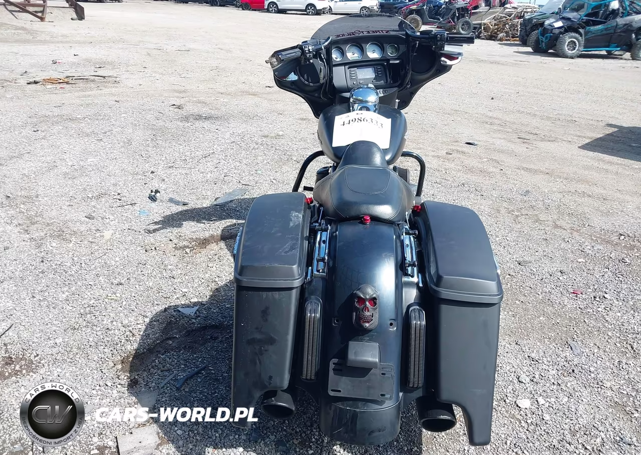 2017 Harley-Davidson Flhx Street Glide VIN:1HD1KBC1XHB694662 - 6