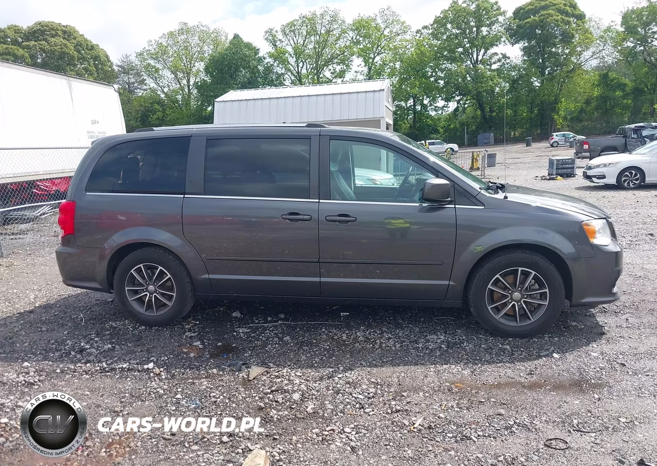 2017 Dodge Grand Caravan Sxt VIN:2C4RDGCG4HR656961 - 13