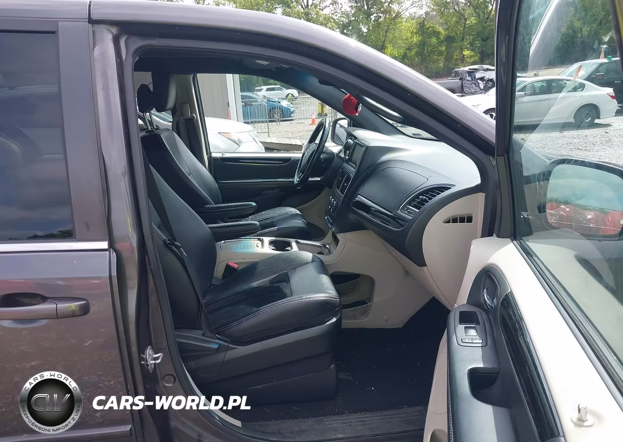 2017 Dodge Grand Caravan Sxt VIN:2C4RDGCG4HR656961 - 5