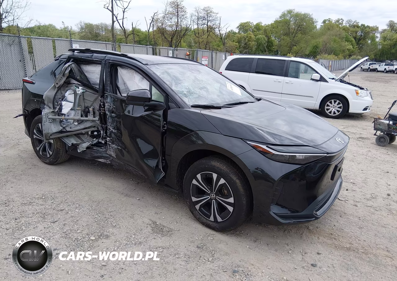 2025 Toyota Bz4X Xle – zdjęcie 1 z 17