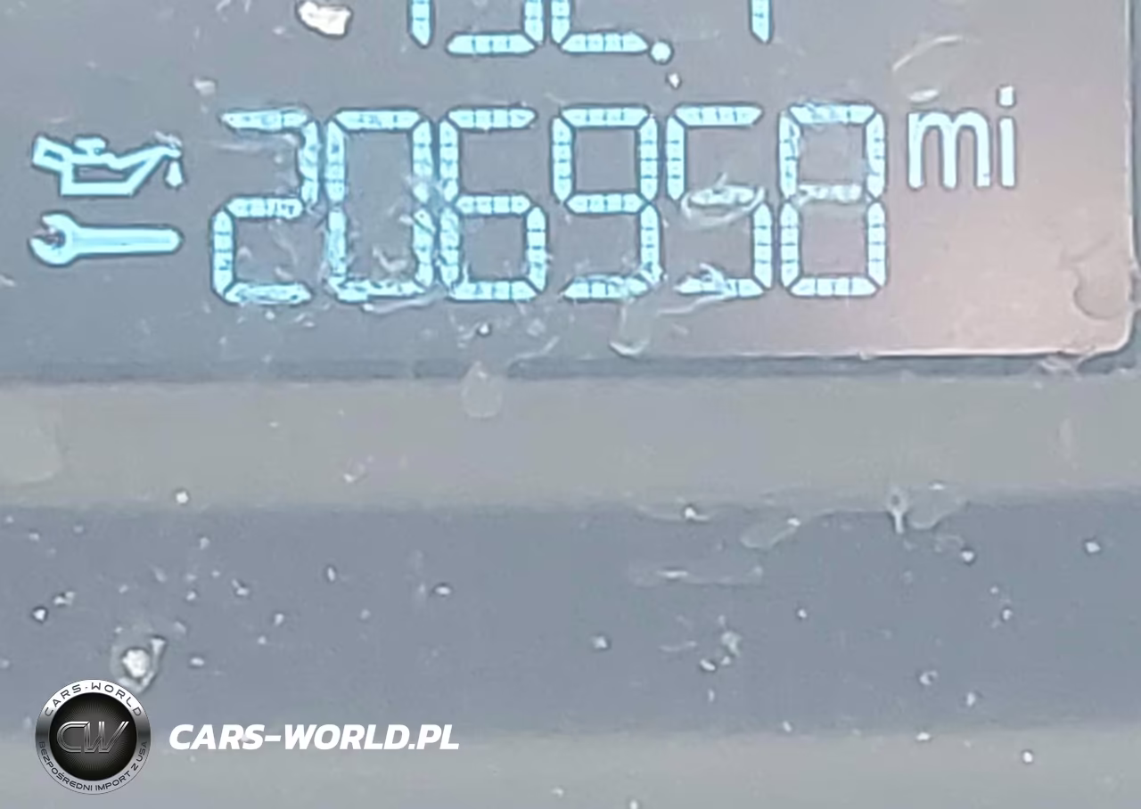 2018 Ford Transit-150 VIN:1FTYE1CM0JKB50298 - 15