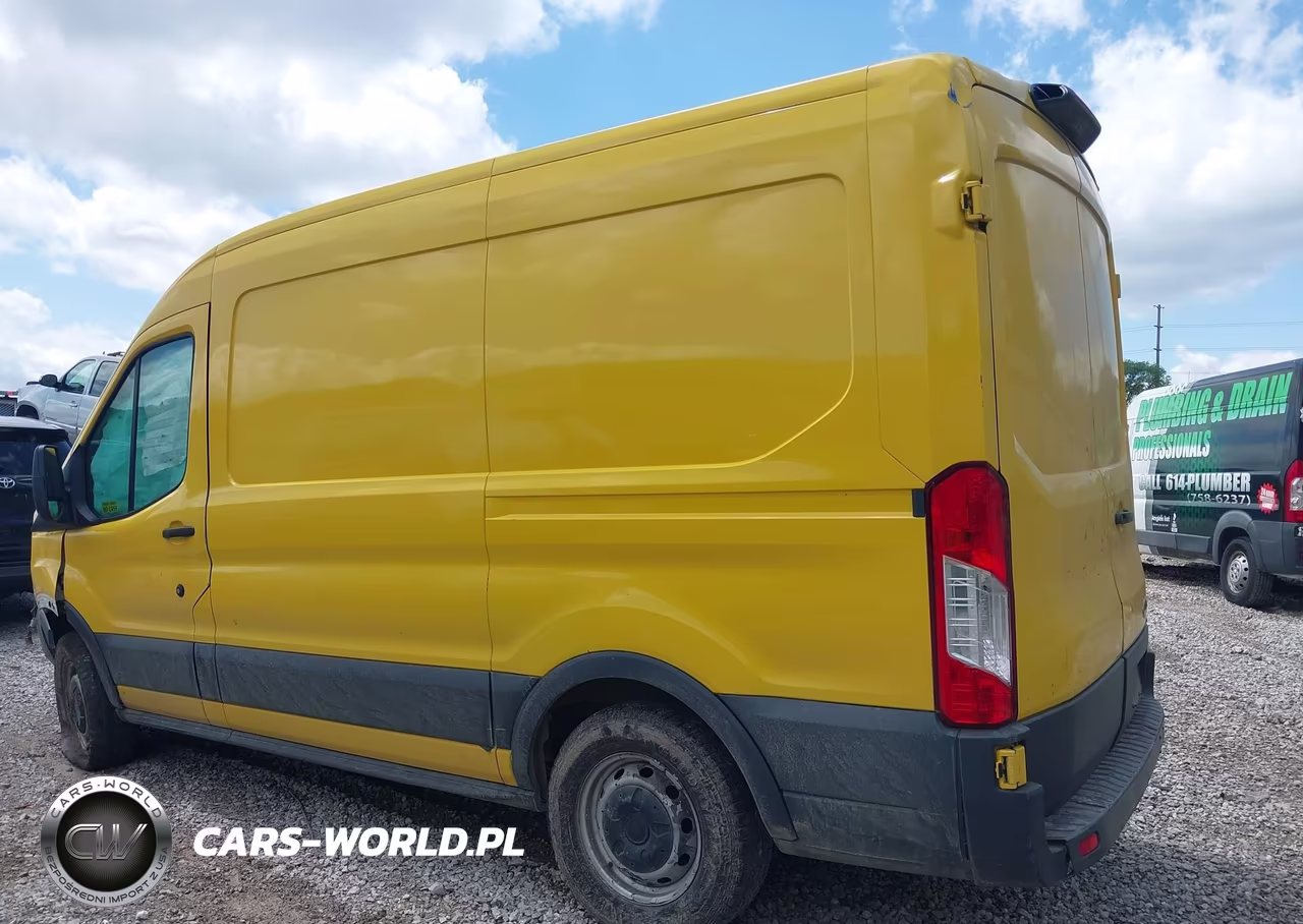 2018 Ford Transit-150 VIN:1FTYE1CM0JKB50298 - 3