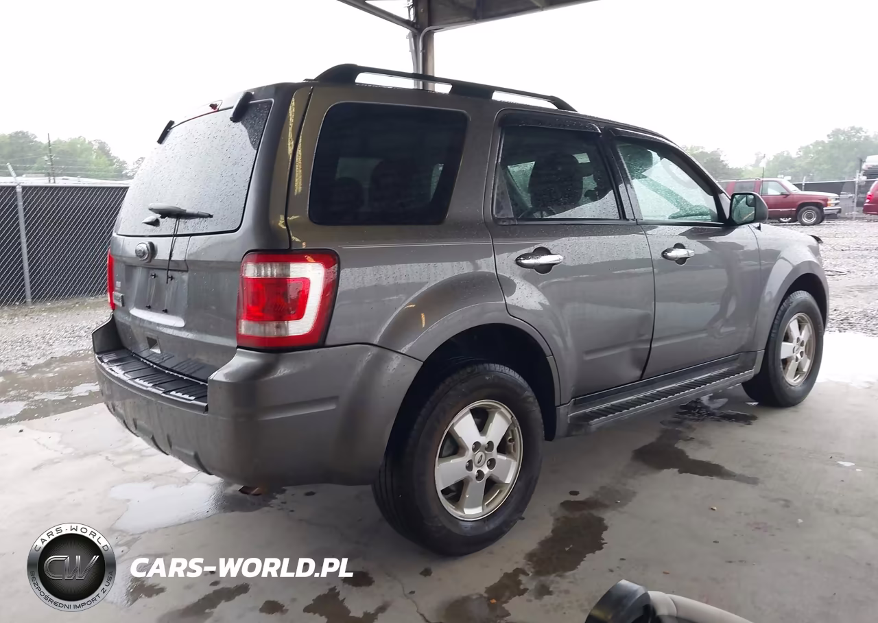 2011 Ford Escape Xlt VIN:1FMCU0D78BKA47336 - 4