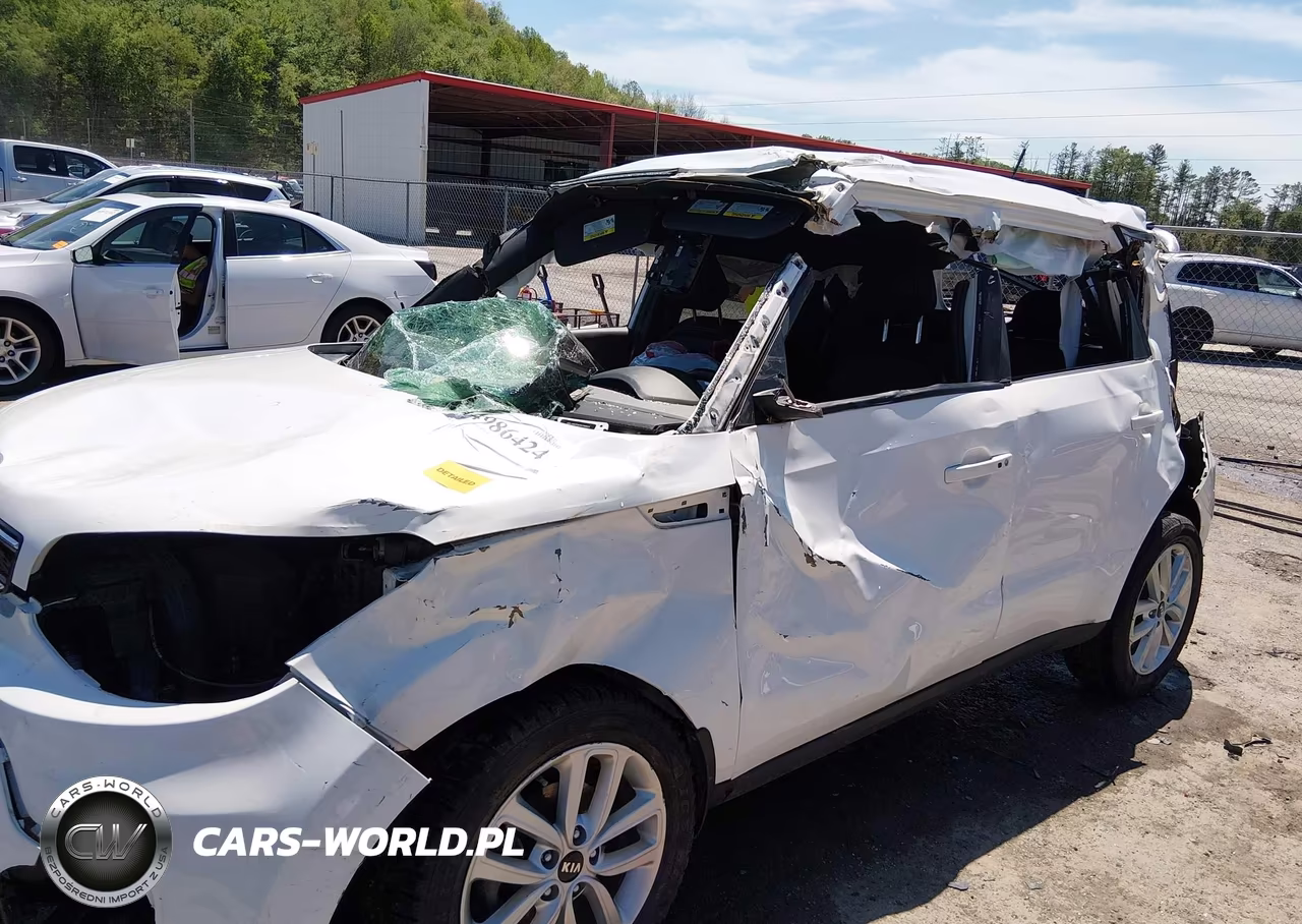 2017 Kia Soul + VIN:KNDJP3A51H7468124 - 6