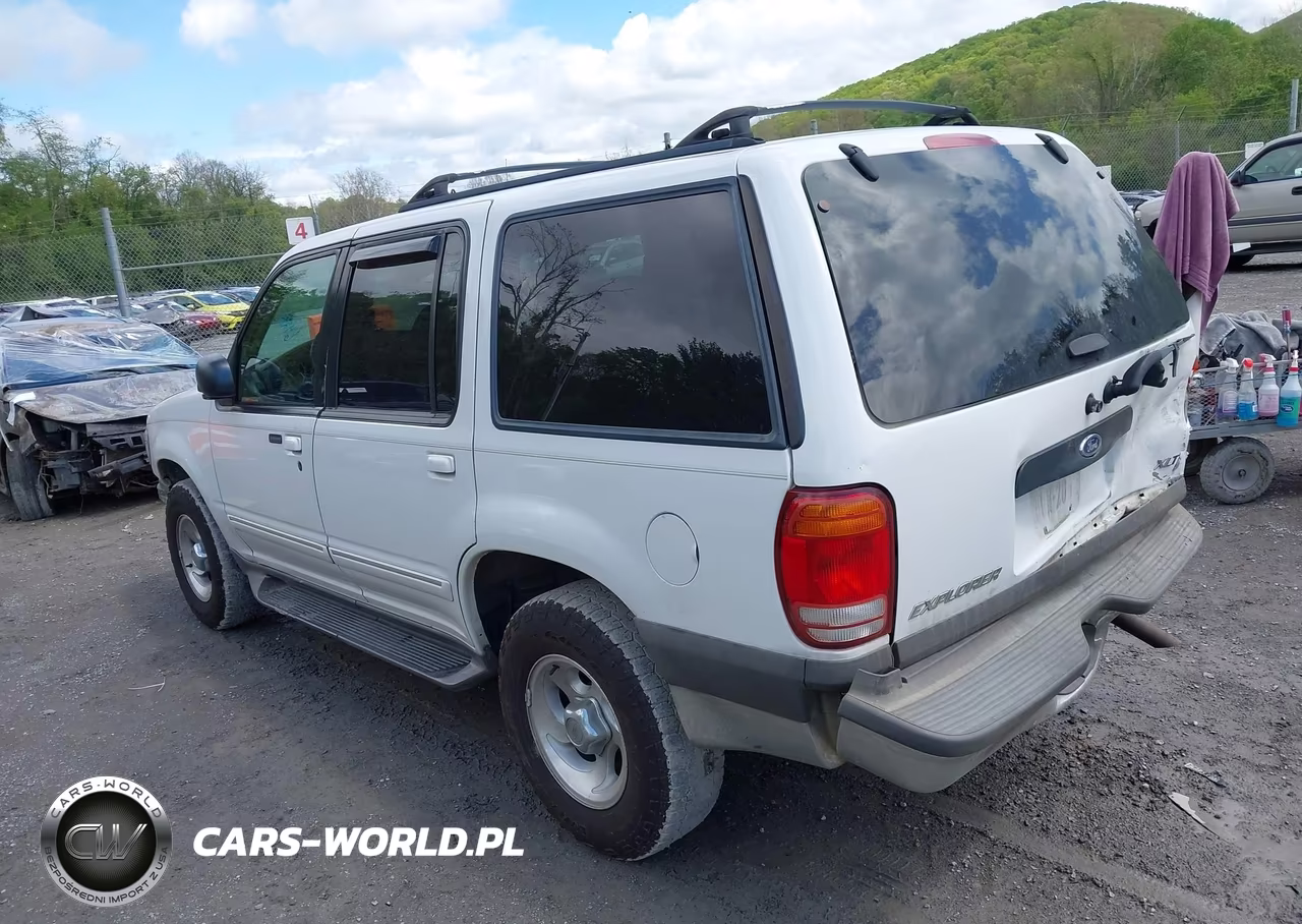 2001 Ford Explorer Xlt VIN:1FMZU73E21ZA30444 - 3