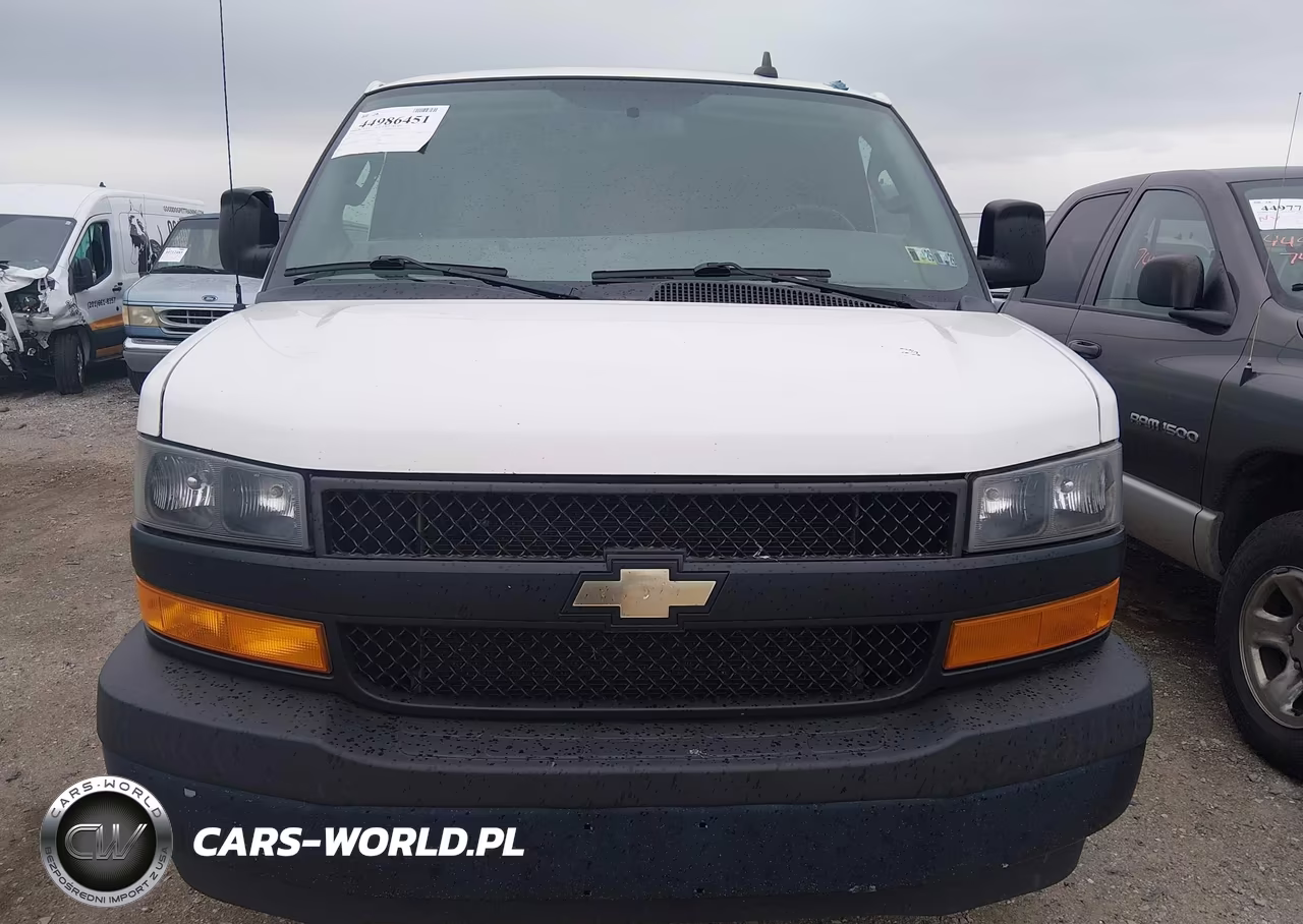 2018 Chevrolet Express 2500 Work Van VIN:1GCWGBFP8J1192141 - 12