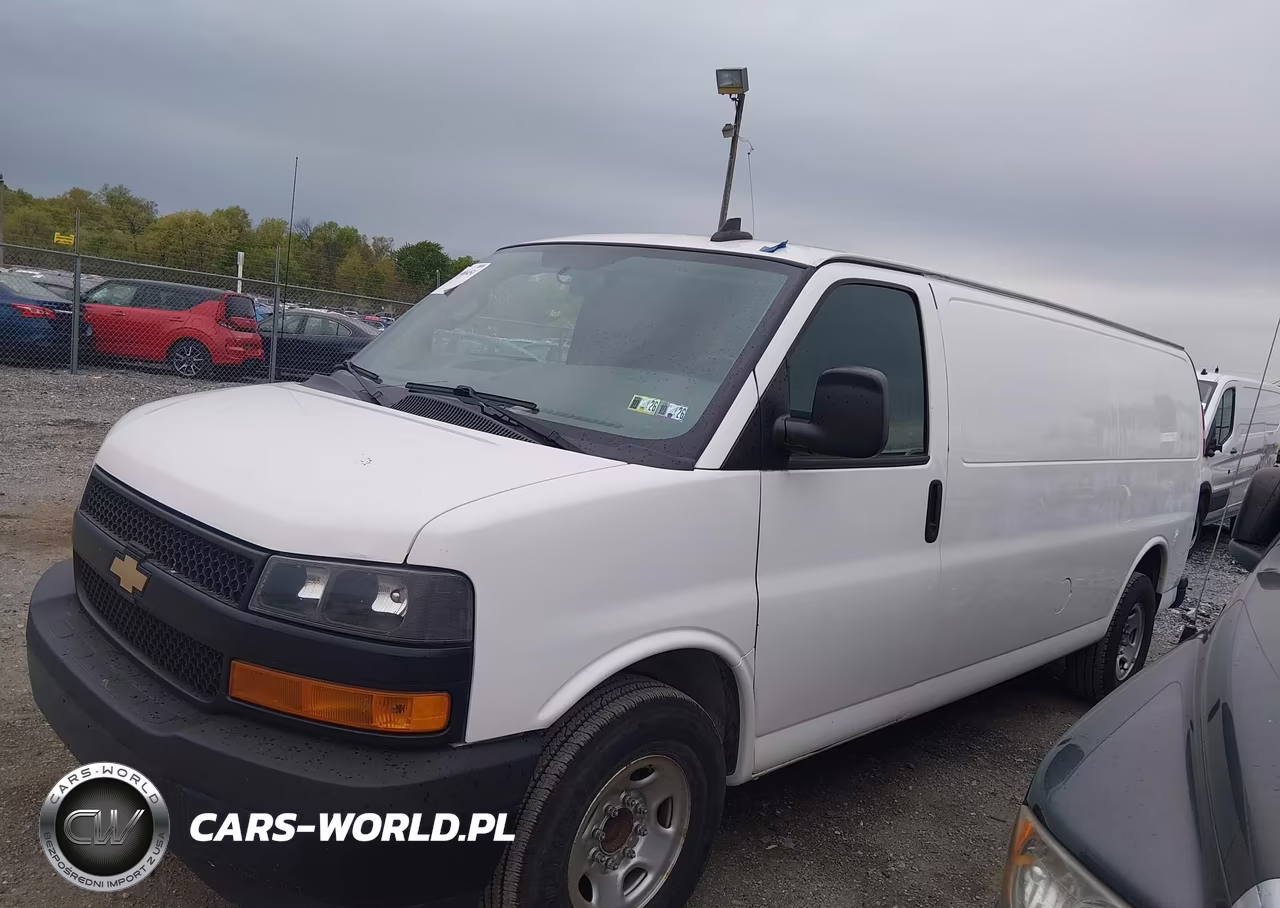 2018 Chevrolet Express 2500 Work Van VIN:1GCWGBFP8J1192141 - 14