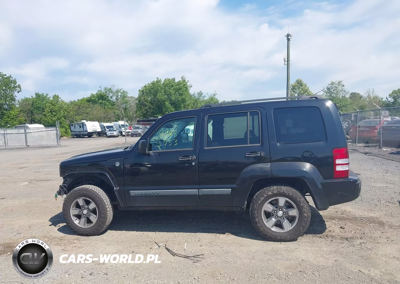 2008 Jeep Liberty Sport VIN:1J8GN28K58W107760 - 15