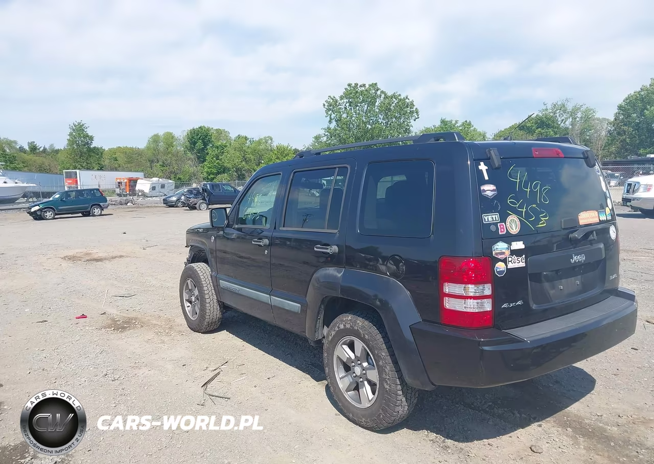 2008 Jeep Liberty Sport VIN:1J8GN28K58W107760 - 3