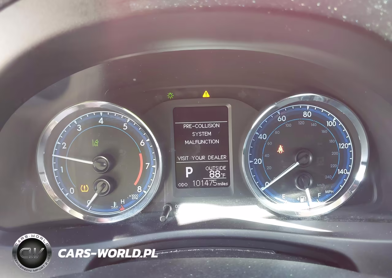 2018 Toyota Corolla Le VIN:5YFBURHEXJP824838 - 7