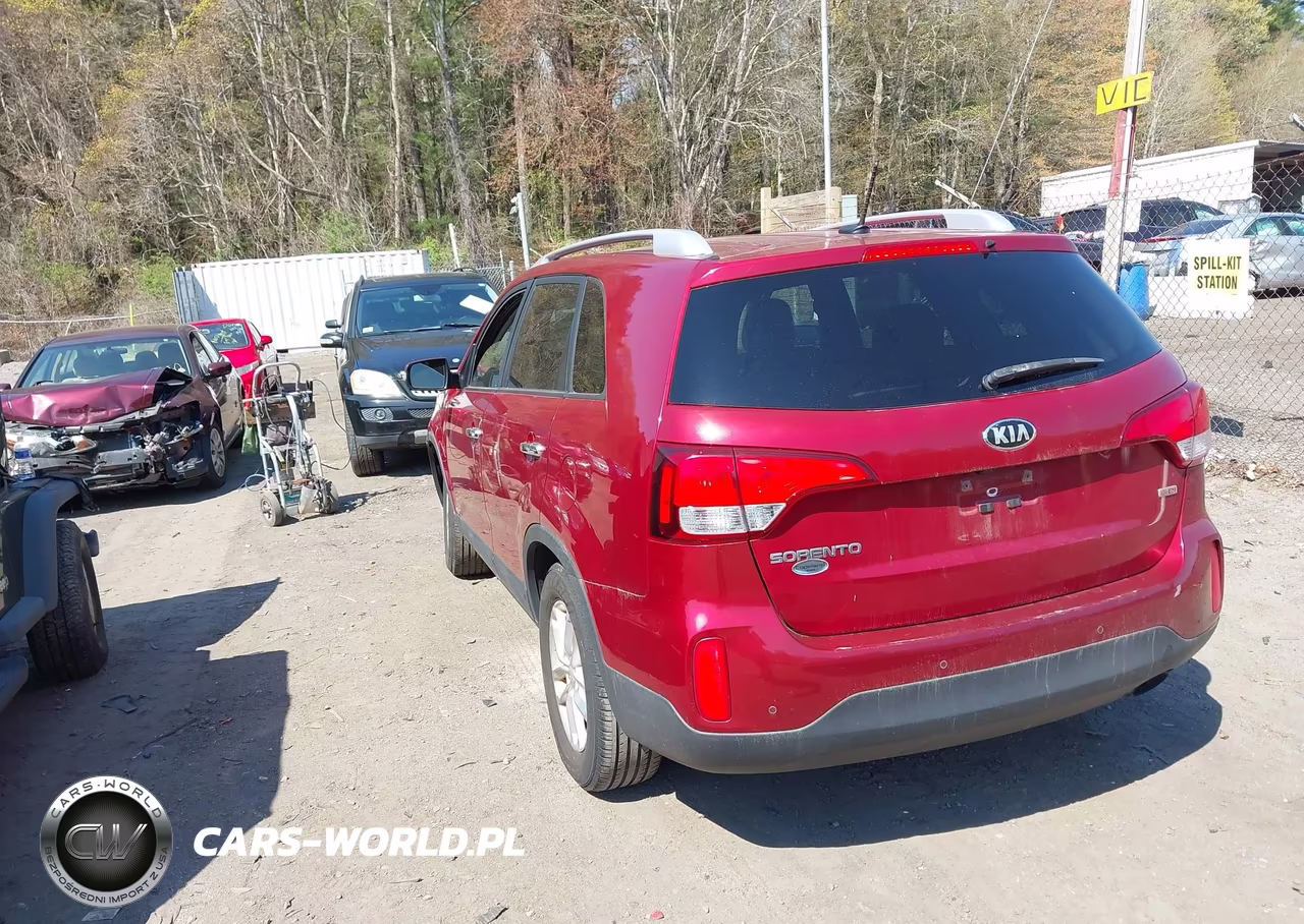 2014 Kia Sorento Lx VIN:5XYKTCA60EG541166 - 3