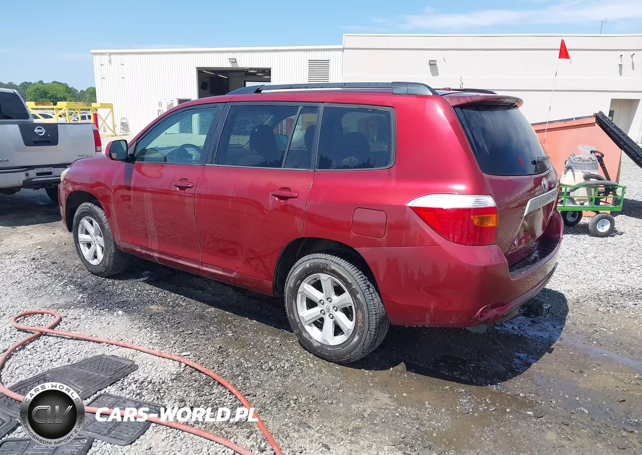 2010 Toyota Highlander Base V6 VIN:5TDBK3EH9AS040000 - 3