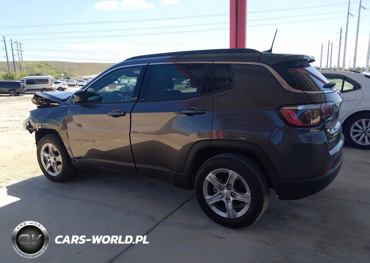 2023 Jeep Compass Latitude 4X4 VIN:3C4NJDBN2PT570713 - 14