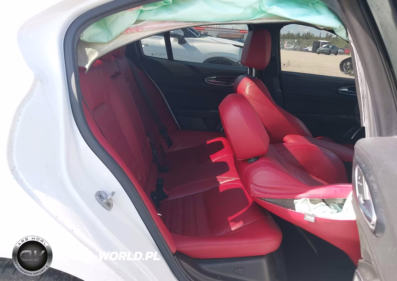 2023 Alfa Romeo Giulia Sprint Rwd VIN:ZARFAMAN4P7671011 - 8