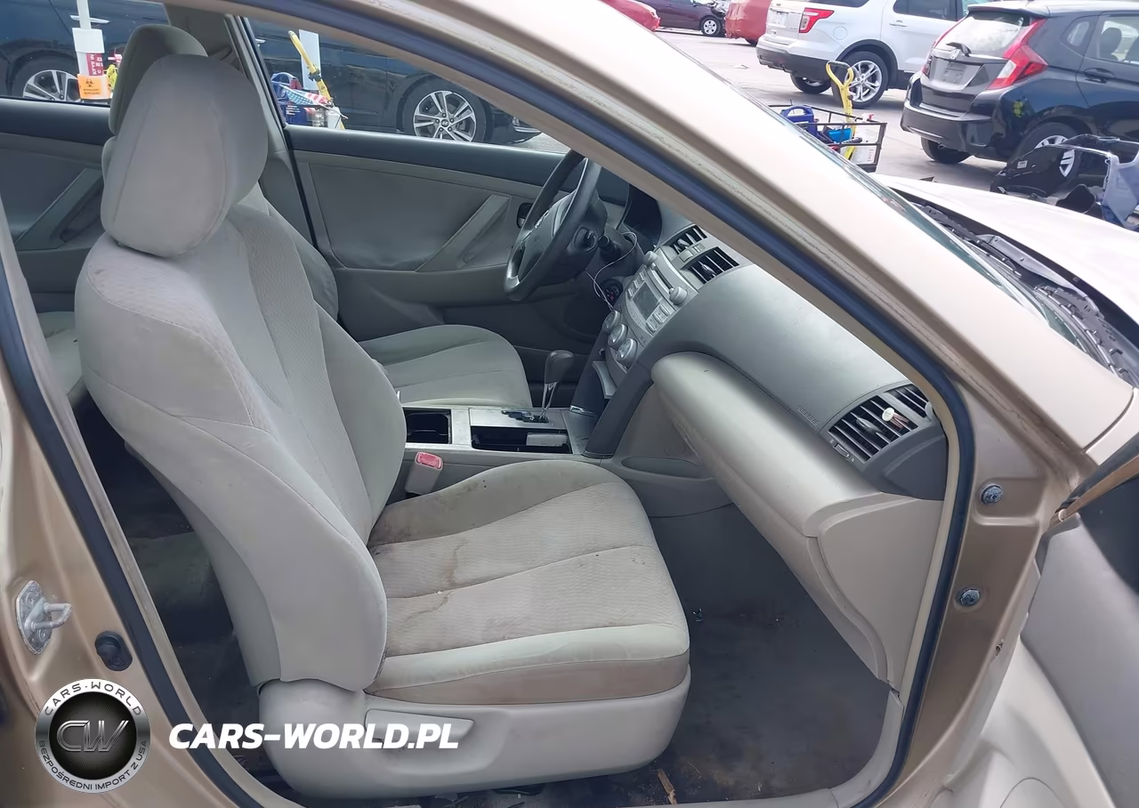 2010 Toyota Camry Le VIN:4T1BF3EK8AU571132 - 5