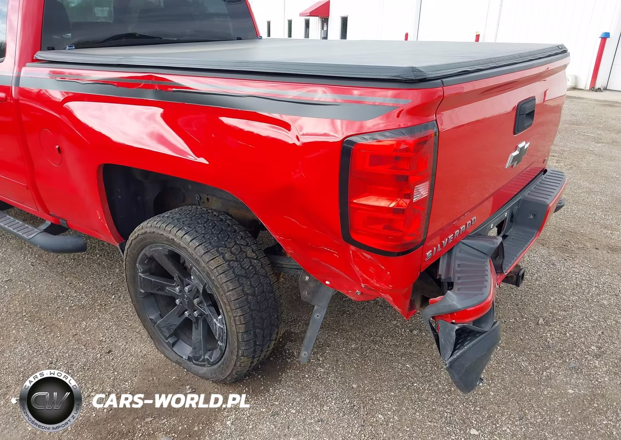 2017 Chevrolet Silverado 1500 2Lt VIN:1GCVKREC8HZ199250 - 6