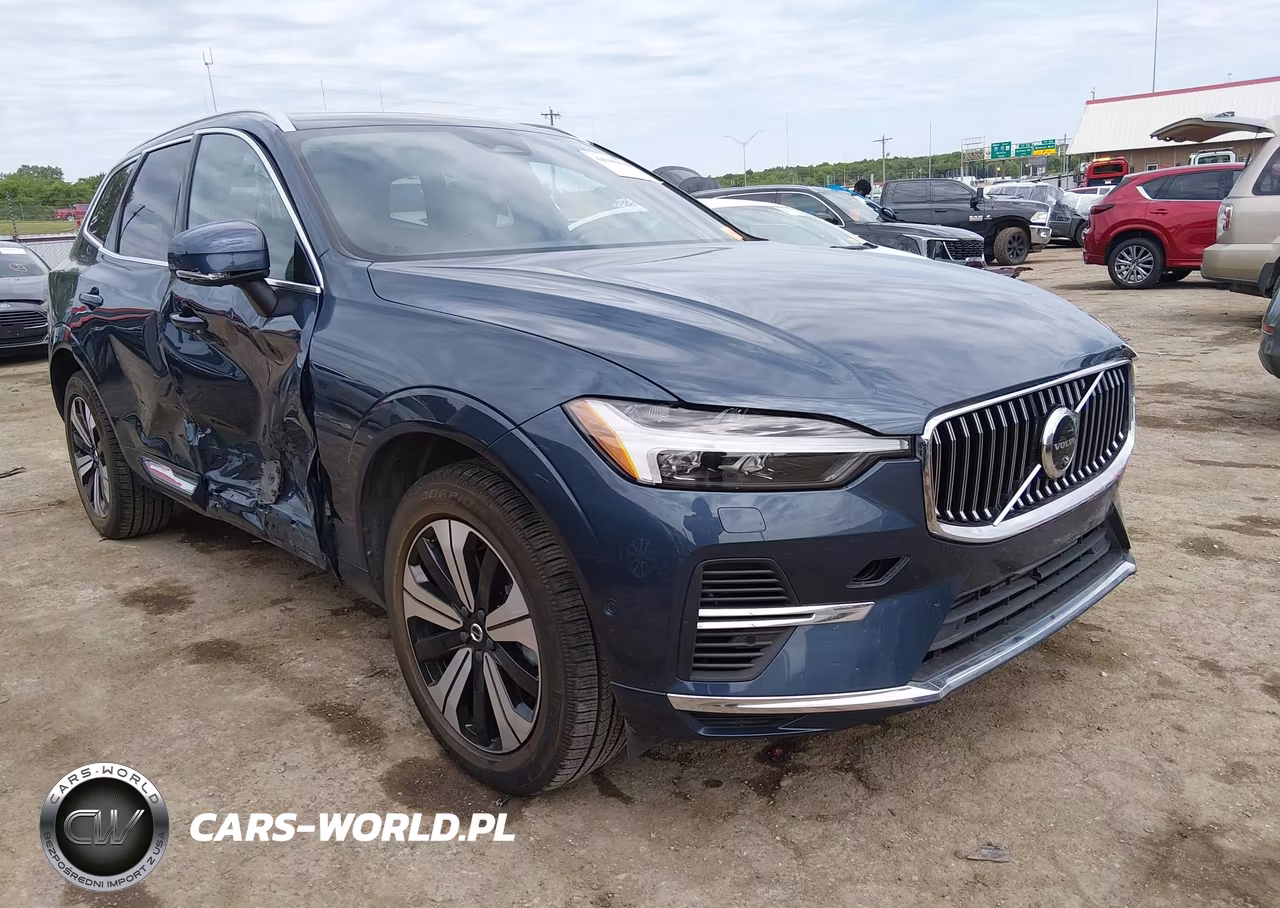 2023 Volvo Xc60 Recharge Plug-In Hybrid T8 Plus Bright Theme – zdjęcie 1 z 17
