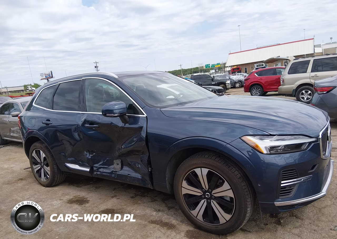 2023 Volvo Xc60 Recharge Plug-In Hybrid T8 Plus Bright Theme VIN:YV4H60DN6P1289510 - 14