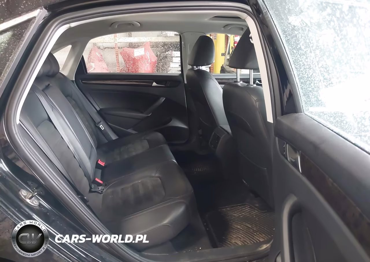 2014 Volkswagen Passat 2.0L Tdi Sel Premium VIN:1VWCN7A33EC042827 - 8