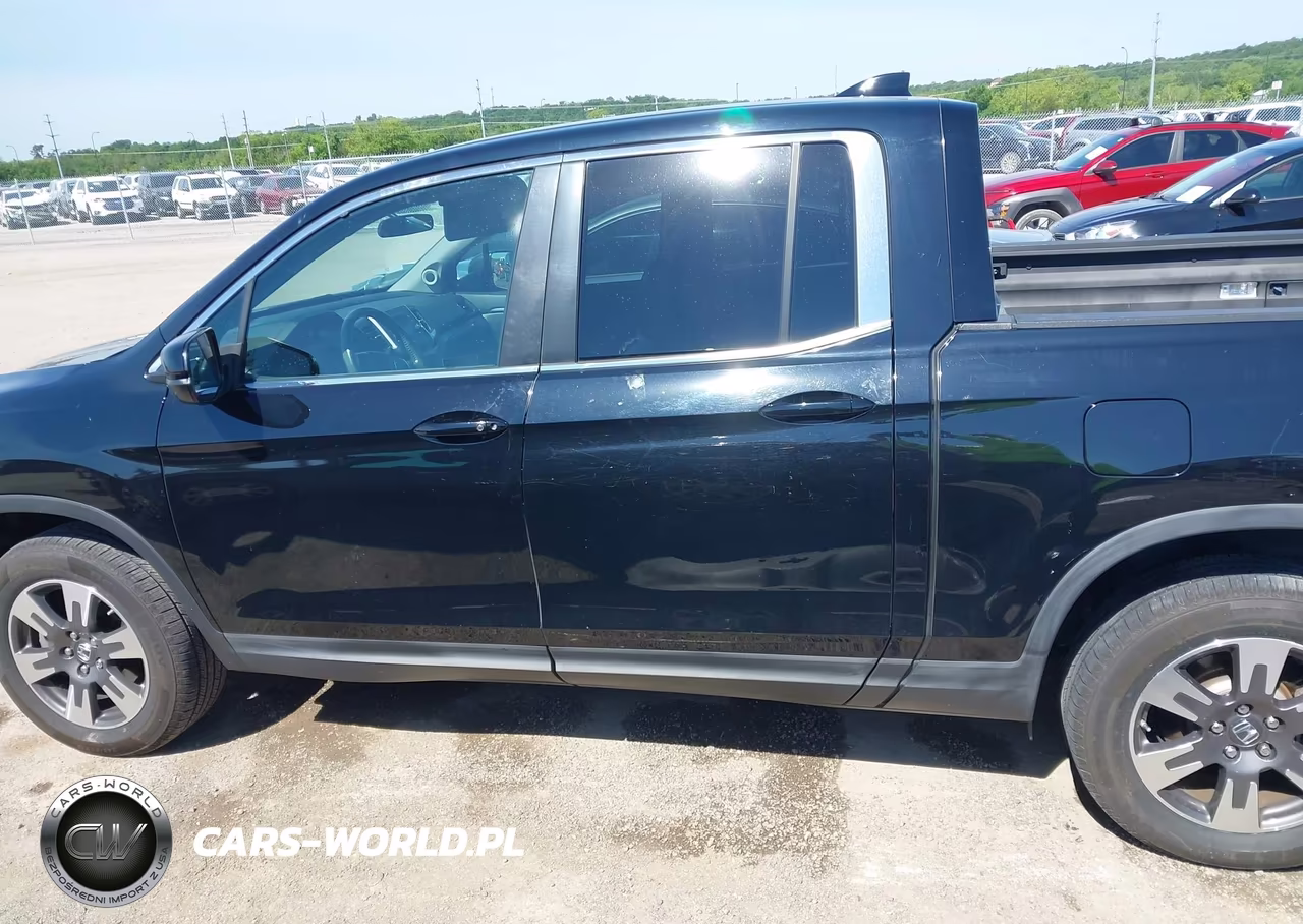2017 Honda Ridgeline Rtl VIN:5FPYK3F57HB030389 - 14