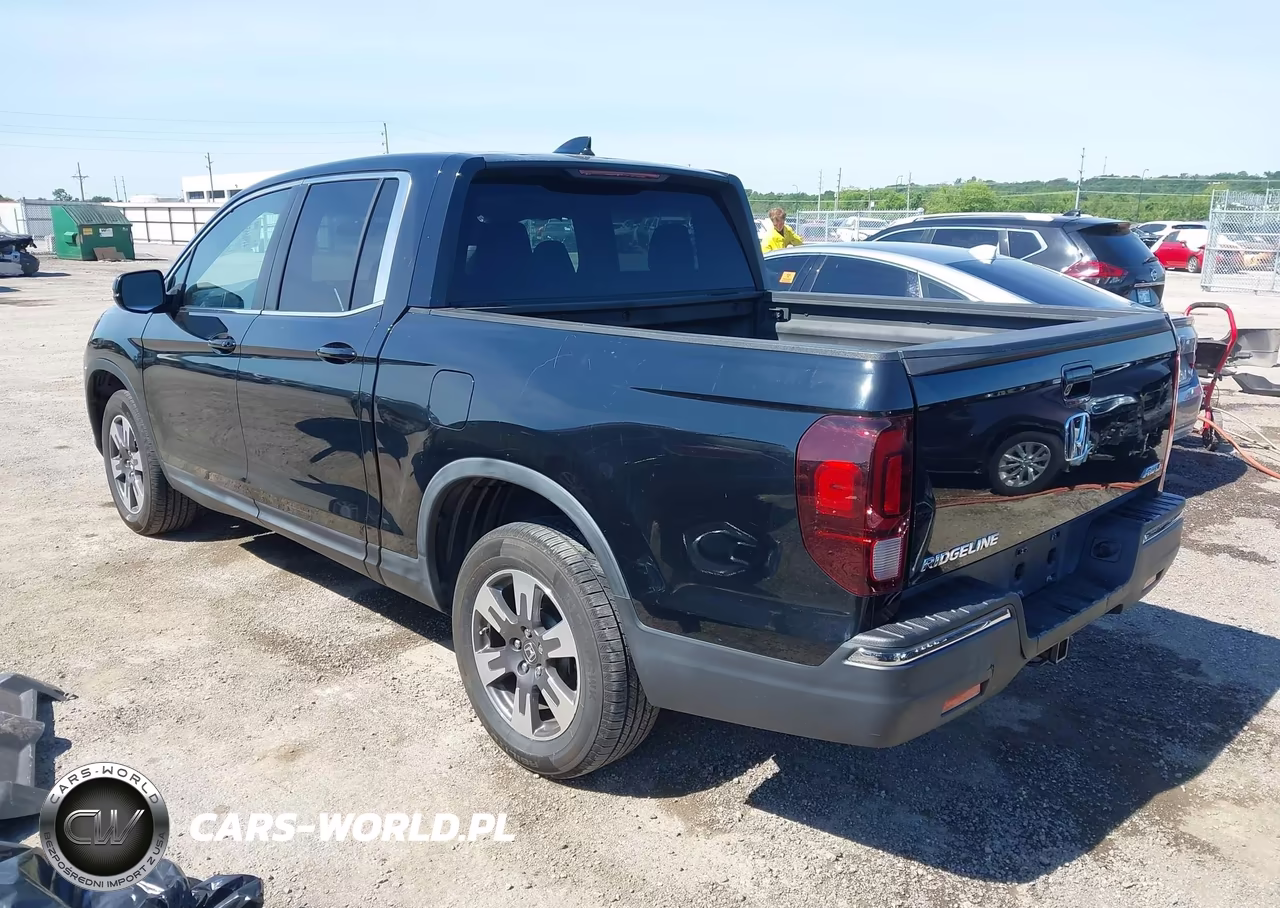 2017 Honda Ridgeline Rtl VIN:5FPYK3F57HB030389 - 3