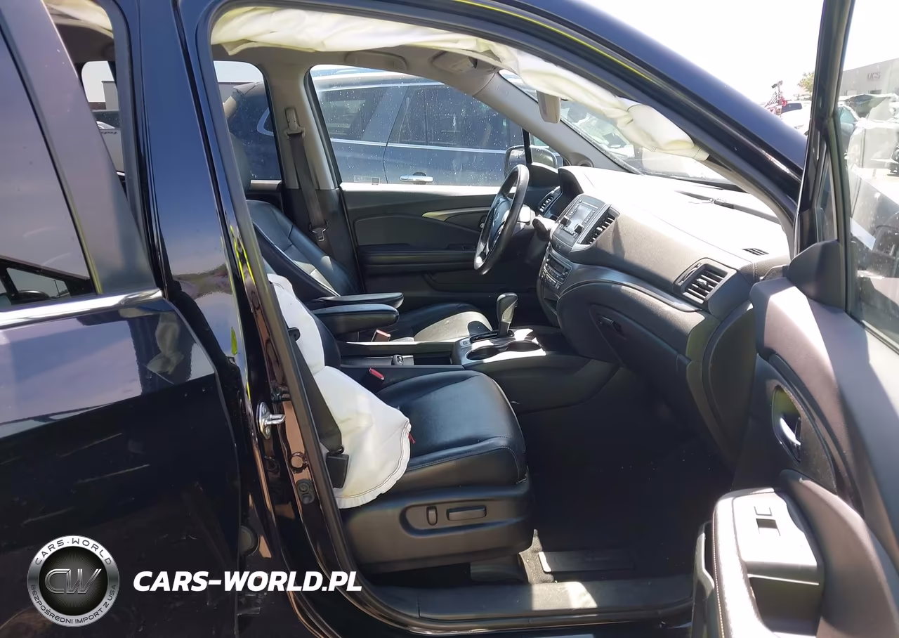 2017 Honda Ridgeline Rtl VIN:5FPYK3F57HB030389 - 5