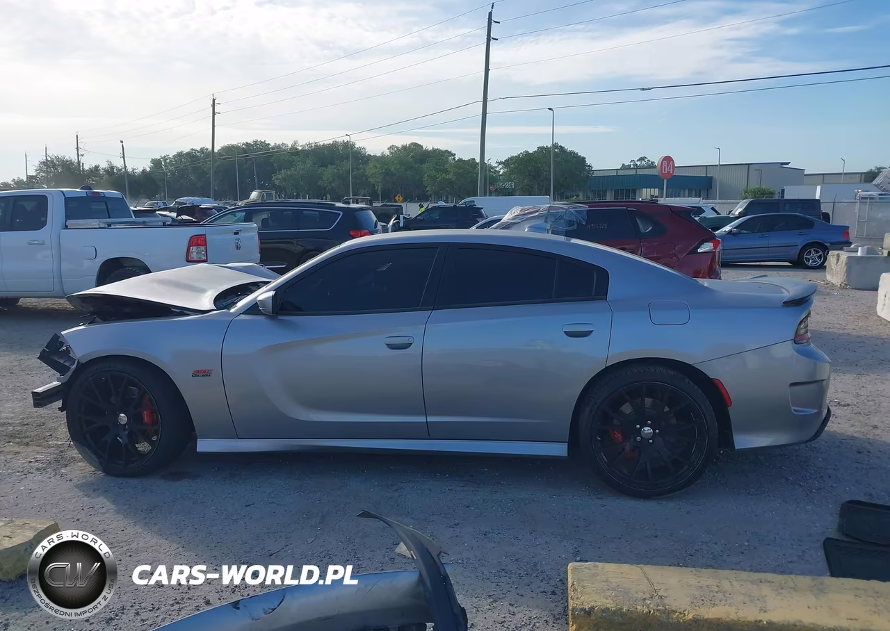 2016 Dodge Charger R-T Scat Pack VIN:2C3CDXGJ8GH321710 - 13