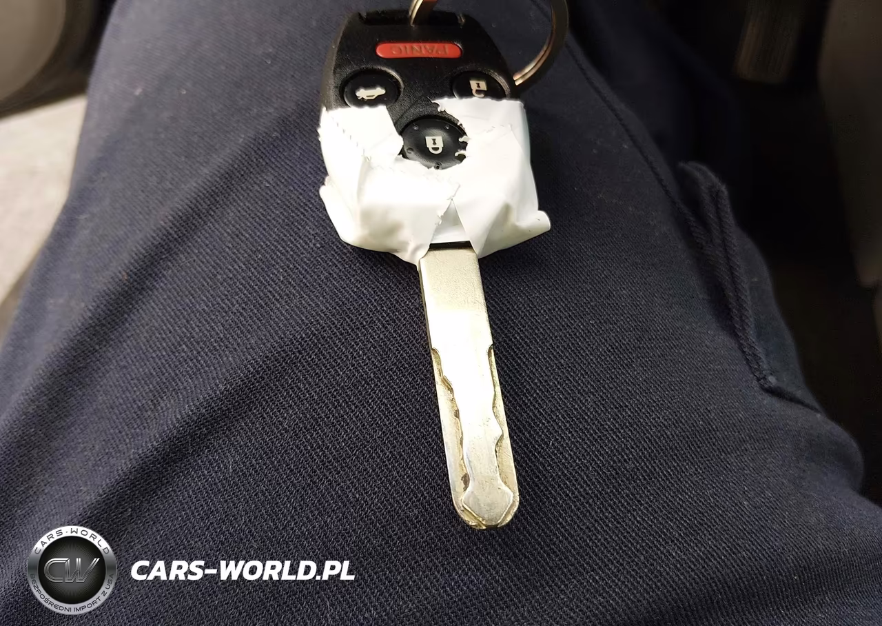 2011 Honda Accord 3.5 Ex VIN:1HGCP3F79BA010832 - 11