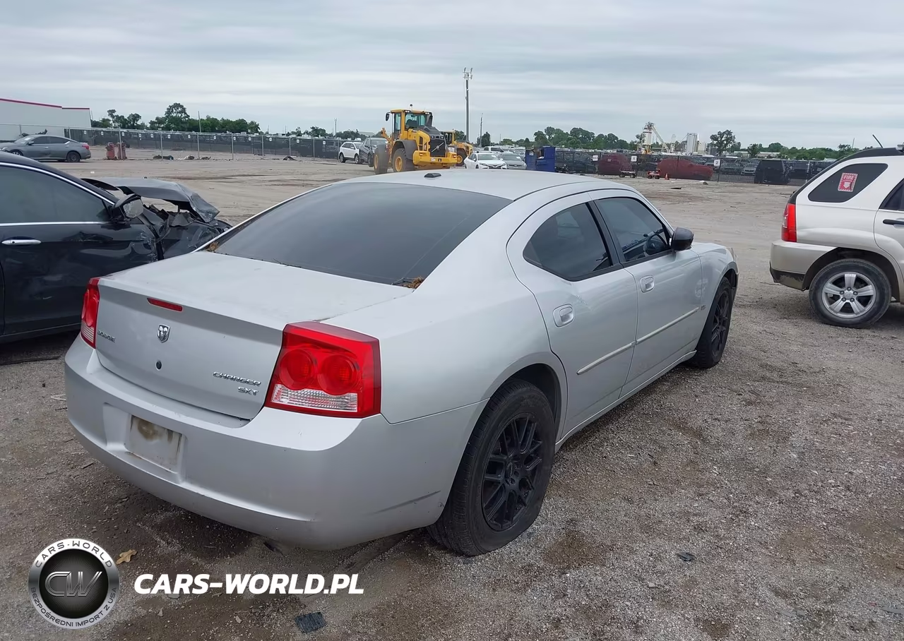 2010 Dodge Charger Sxt VIN:2B3CA3CV3AH226261 - 4