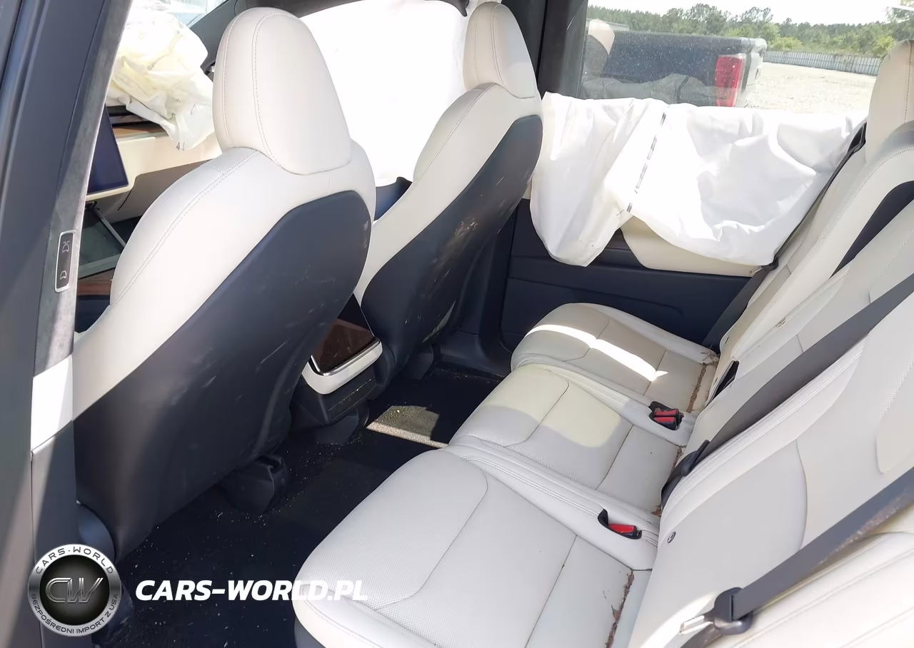 2026 Tesla Model X All-Wheel Drive VIN:7SAXCDE54TF479193 - 8