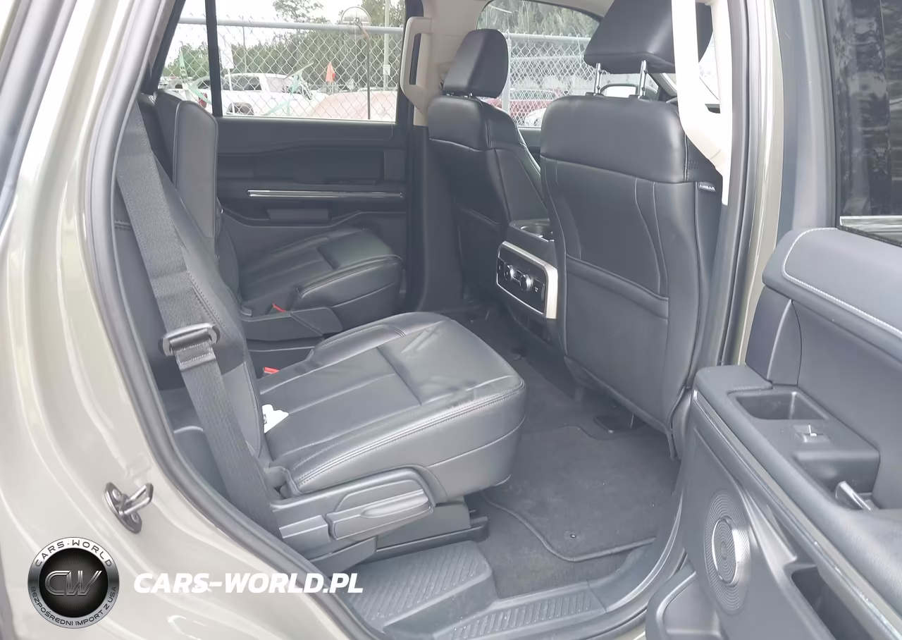 2024 Ford Expedition Xlt VIN:1FMJU1J84REA73029 - 8