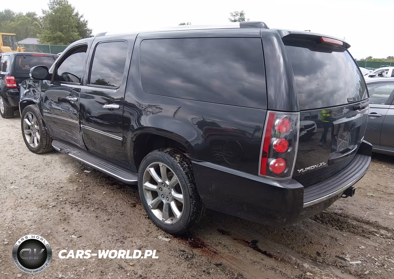 2013 GMC Yukon Xl 1500 Denali VIN:1GKS1MEF0DR312867 - 3