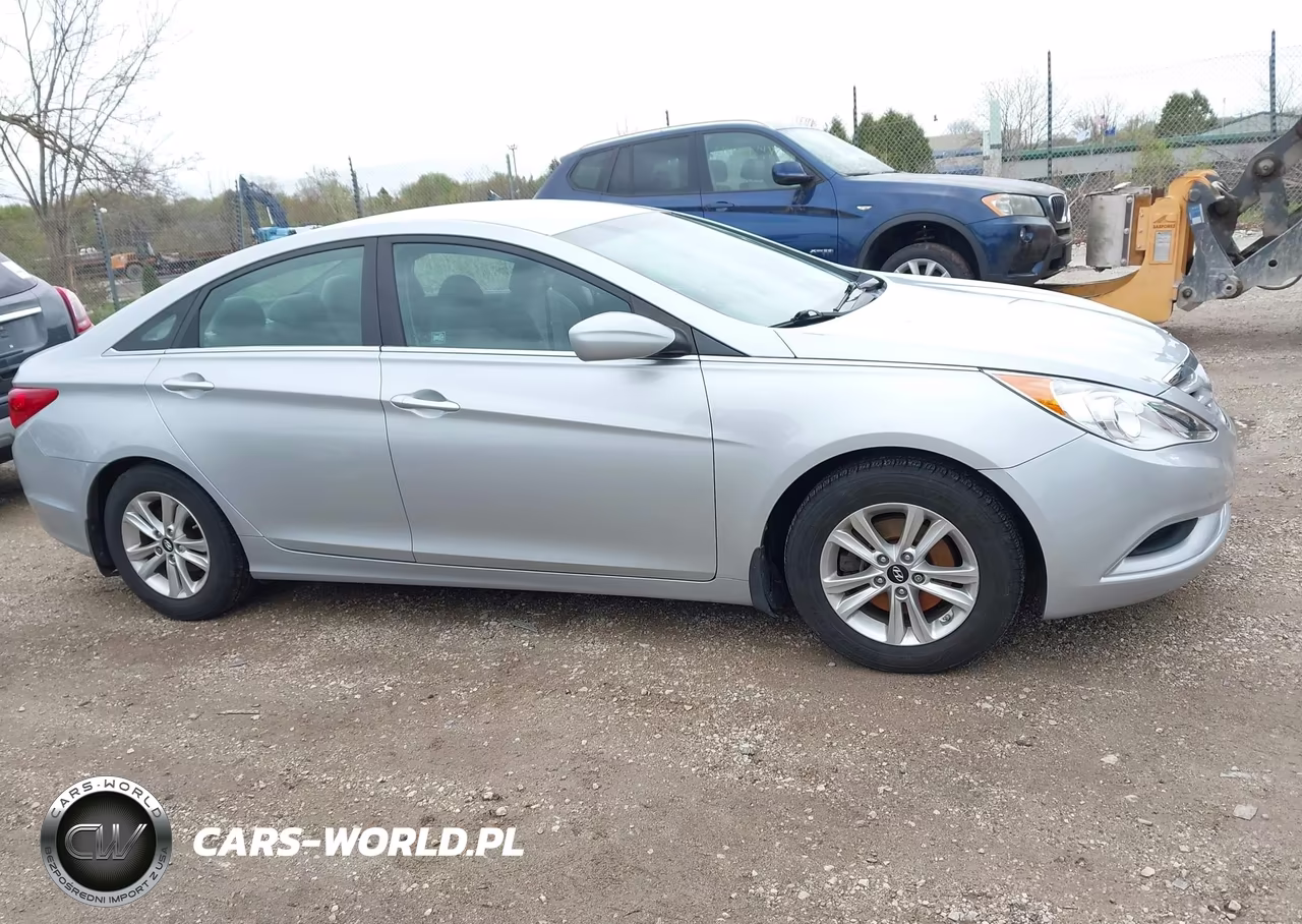 2013 Hyundai Sonata Gls VIN:5NPEB4AC8DH790835 - 13