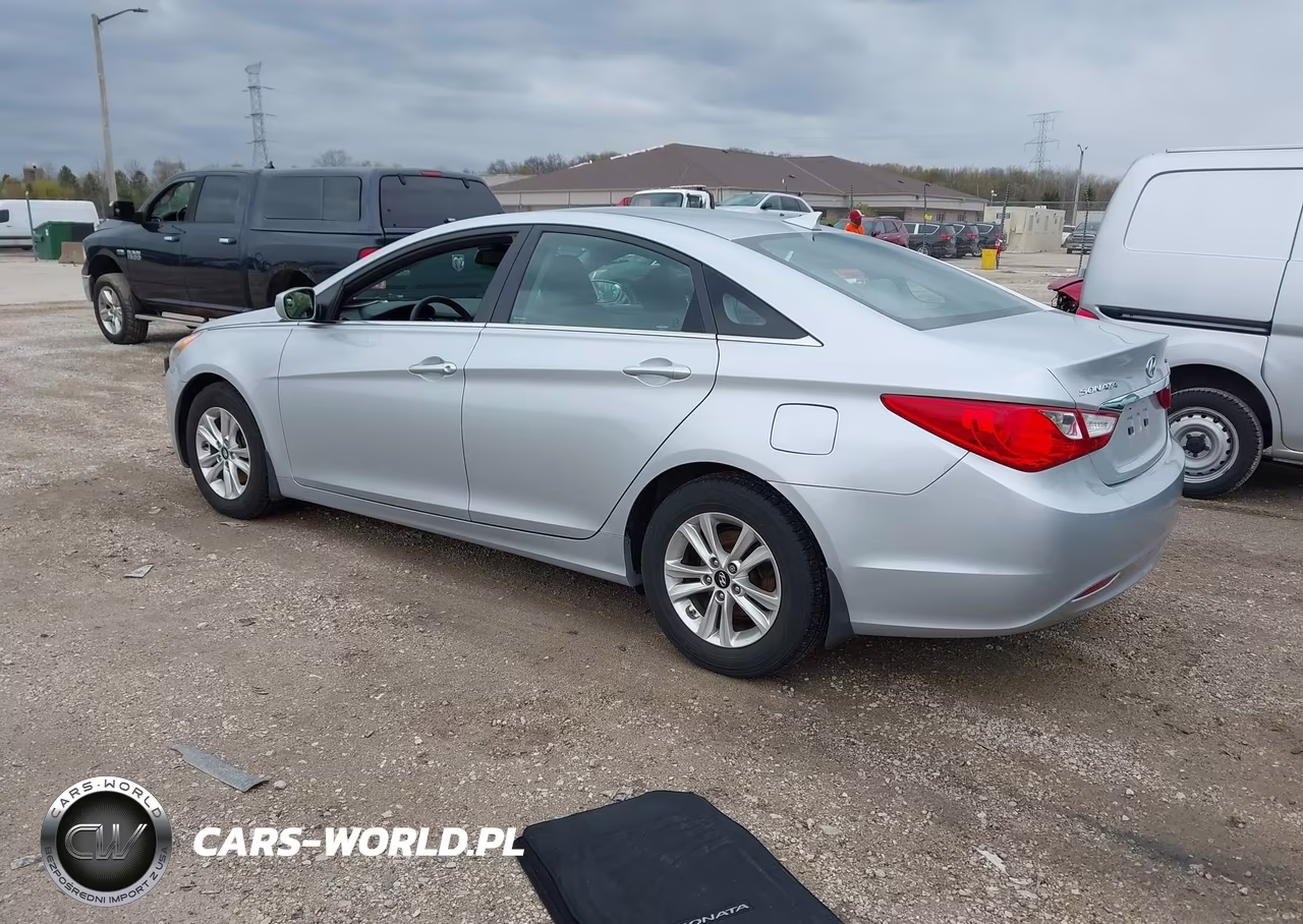 2013 Hyundai Sonata Gls VIN:5NPEB4AC8DH790835 - 3