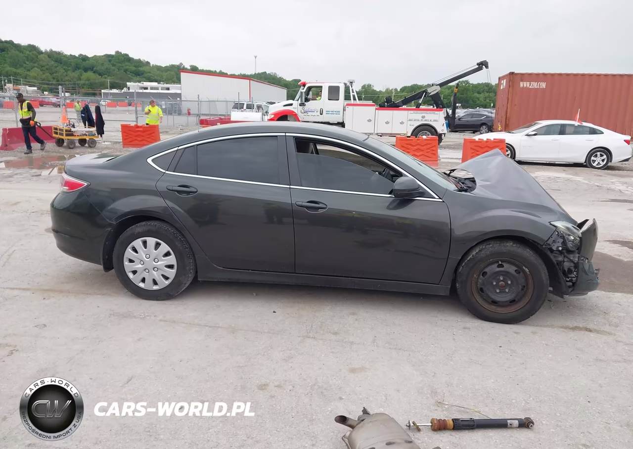 2013 Mazda Mazda6 I Sport VIN:1YVHZ8BH1D5M09945 - 13