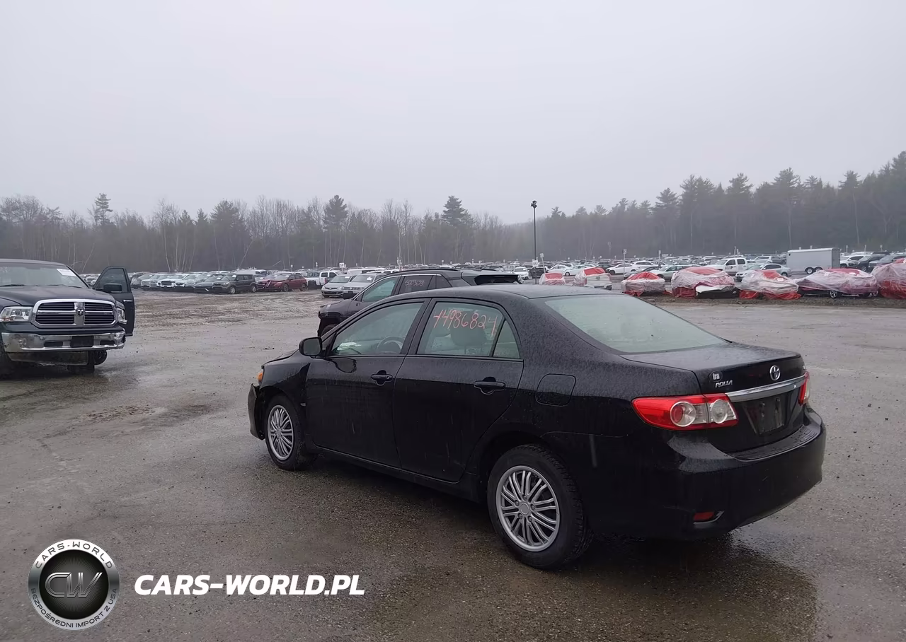2012 Toyota Corolla Le VIN:2T1BU4EE2CC875437 - 3