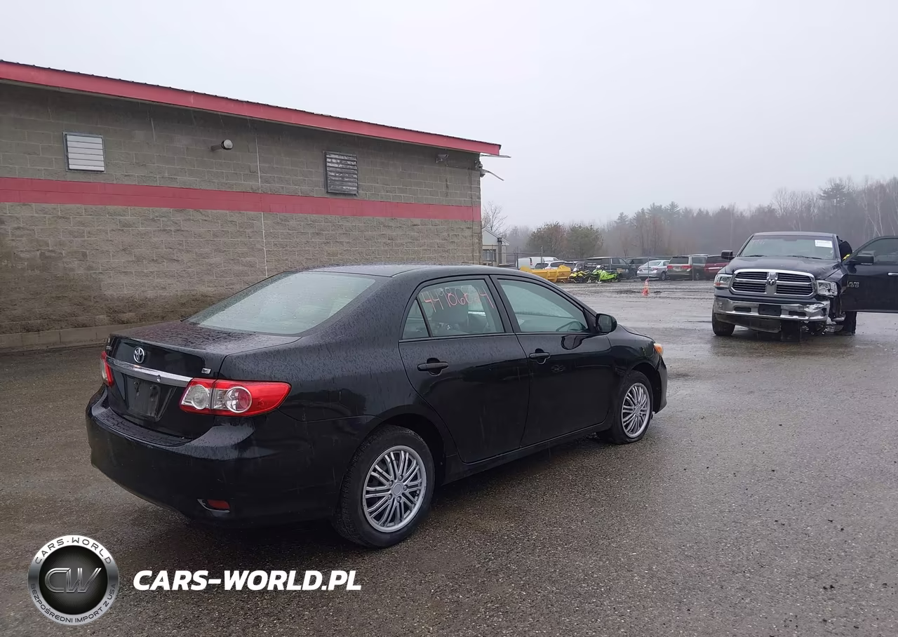 2012 Toyota Corolla Le VIN:2T1BU4EE2CC875437 - 4