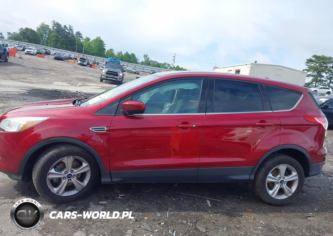 2015 Ford Escape Se VIN:1FMCU0G76FUB68386 - 14