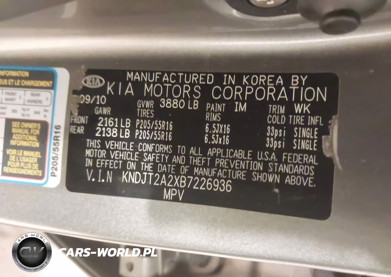 2011 Kia Soul + VIN:KNDJT2A2XB7226936 - 9