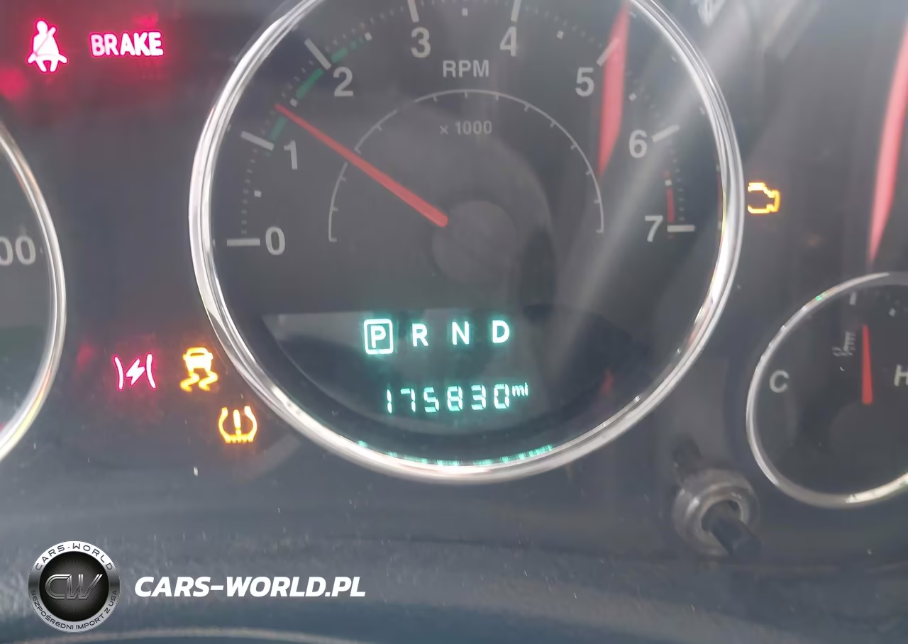 2016 Jeep Wrangler Unlimited Sport VIN:1C4HJWDG8GL113553 - 7