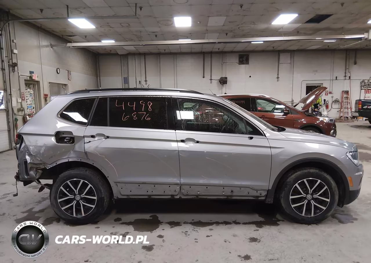 2021 Volkswagen Tiguan 2.0T Se-2.0T Se R-Line Black-2.0T Sel VIN:3VV2B7AXXMM072447 - 14