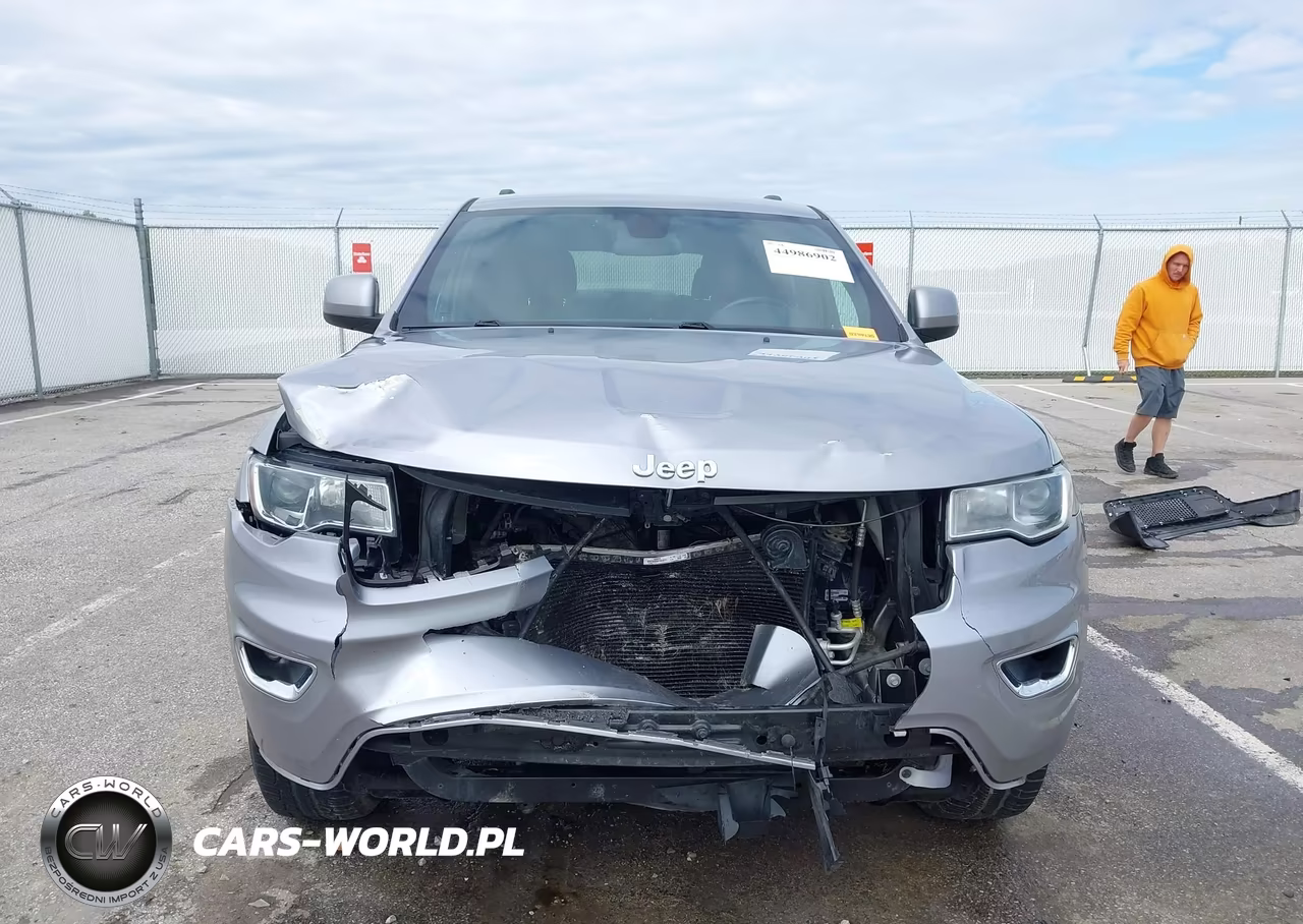 2018 Jeep Grand Cherokee Laredo E 4X4 VIN:1C4RJFAG5JC178893 - 13