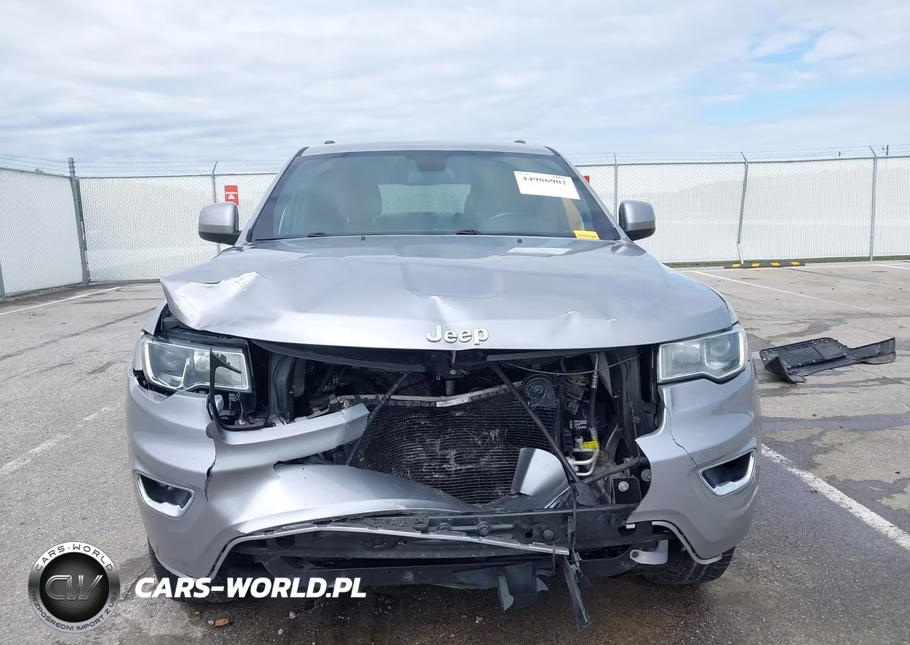 2018 Jeep Grand Cherokee Laredo E 4X4 VIN:1C4RJFAG5JC178893 - 6