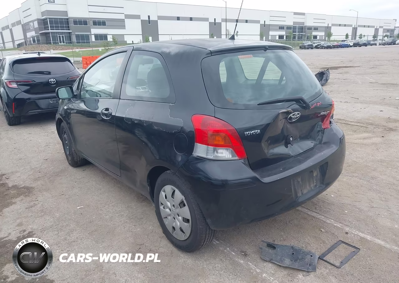 2010 Toyota Yaris VIN:JTDJT4K38A5318060 - 3