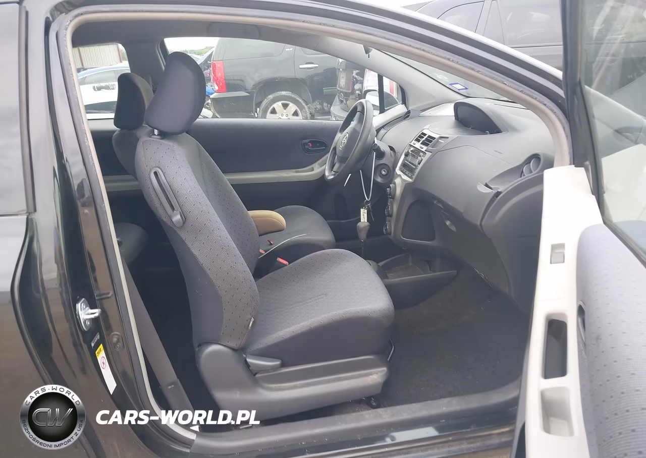 2010 Toyota Yaris VIN:JTDJT4K38A5318060 - 5