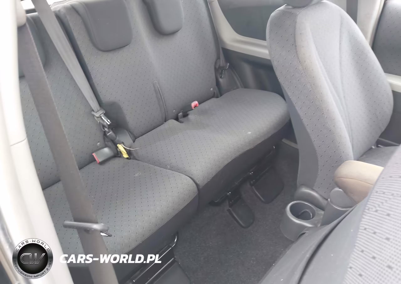 2010 Toyota Yaris VIN:JTDJT4K38A5318060 - 8