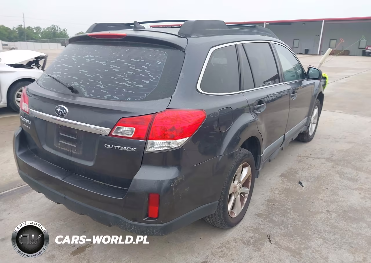 2013 Subaru Outback 2.5I Limited VIN:4S4BRBPC2D3223778 - 4
