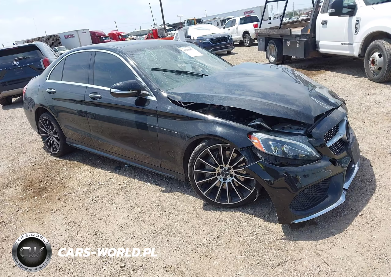 2015 Mercedes-Benz C 300 Sport – zdjęcie 1 z 16