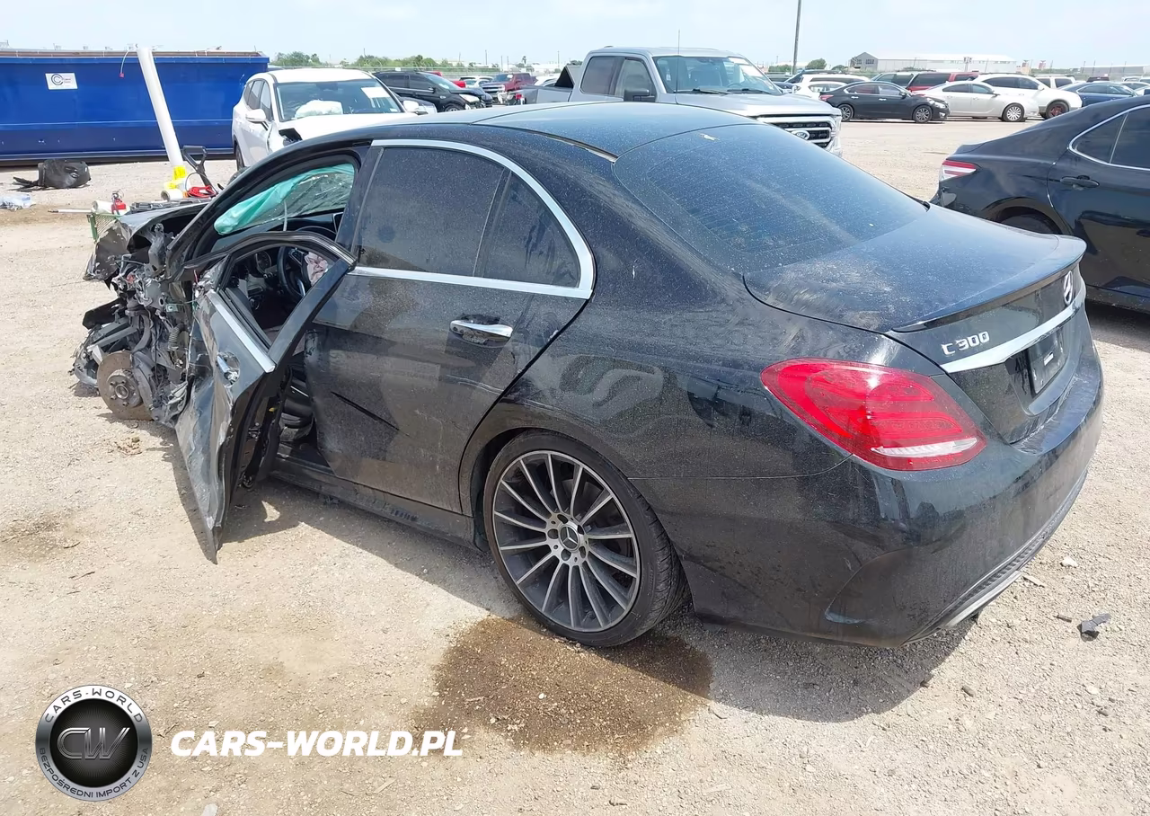 2015 Mercedes-Benz C 300 Sport VIN:55SWF4JB1FU053234 - 3